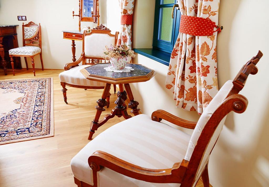 Boutique Hotel Pri Mlyne לוזורנו חדר תמונה